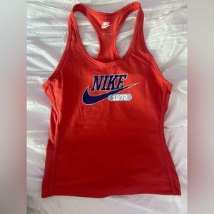 Nike tank top, size: s, color: red